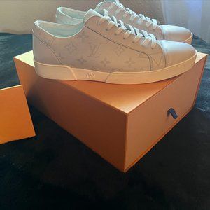 Louis Vuitton Off White Monogram Canvas